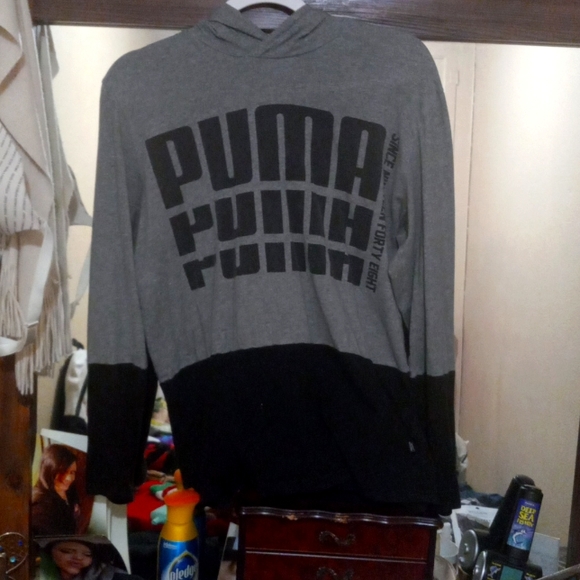 Size small hooded Puma long sleeve tee - Picture 1 of 5